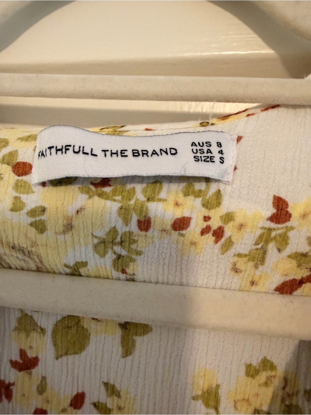 Faithfull the Brand Mali Wrap Top in Off White Goldie Top - Picture 6 of 6